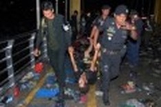 9 Vietnamese killed in Cambodia water festival stampede