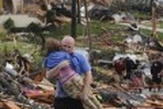 Missouri officials say at least 89 dead in tornado