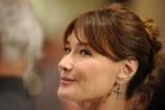 French first lady Bruni records new album in Paris