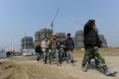 China February inflation rate at 4.9%