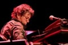 Lou Reed to play Japan quake benefit