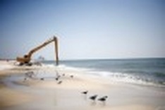 EU plans to hammer oil giants for coastal pollution: source