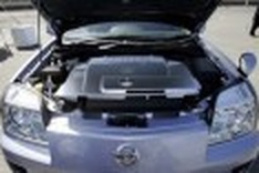 Japanese carmakers in push for hydrogen vehicles