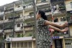 Hanoi hastens upgrade of old apartment blocks