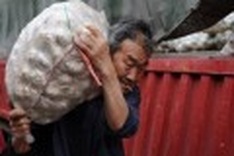 Chinese consumers blame US as prices spiral up