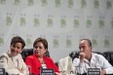 Time for compromise, troubled UN climate talks told