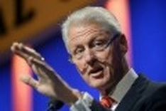 Clinton launches 6th year of initiative to help world's poor