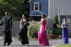 Chelsea Clinton weds at exclusive New York estate