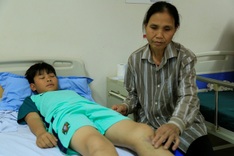 Mother calls for help to save son with death risk