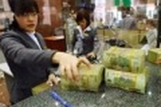 Tightened credit hurts small firms: legislators