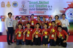 Vietnam wins 12 medals at int'l maths, science contest