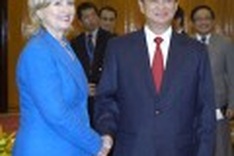 PM Dung welcomes US Secretary of State
