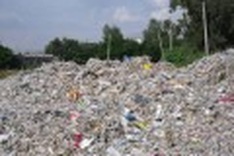 Mysterious waste continues to appear at Thu Duc University Village