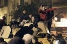 Mubarak defiant as Egypt death toll mounts