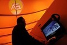 US videogame maker EA in deal with Facebook