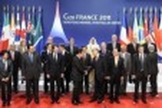 G20 powers secure Italy deal but fears remain
