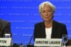 G20 vows 'strong' response to economic crisis