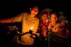 Vietnam turns off its lights for Earth Hour