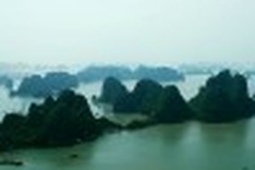 Ha Long Bay ranks 6th among top 10 sailing cruises