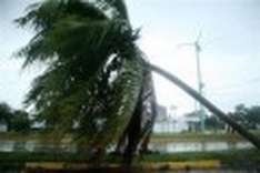 Hurricane Igor bears down on Bermuda