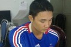 Thief caught as he returns to wipe fingerprints