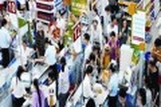 Supermarket checkouts turn nightmare as Tet nears