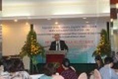 Not kisses, face horrible truth Mar 8: diplomat