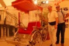 Should Hanoi ban cyclos?