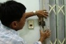 City apartments see rash of burglaries