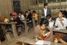 Dien Bien kids to be taught in Thai, Mong
