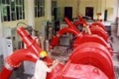 Hydro-electric plants lack safety controls