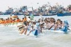 Sea village festival opens