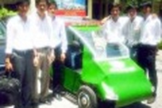 Barefoot science students make tricycle using solar energy