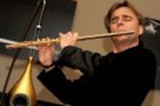 Famous Italian flautist to perform in Hanoi
