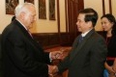 Vietnam wants to boost ties with France: President Triet