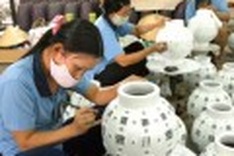 FDI flows in Vietnam down 40% to $13.3 billion
