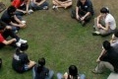Vietnamese student receives VND1 billion scholarship
