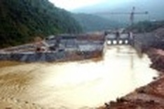Hydro power plants cause of worsened flood conditions in central region