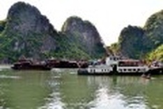 Nationwide campaign to vote for Ha Long Bay as world’s natural wonder