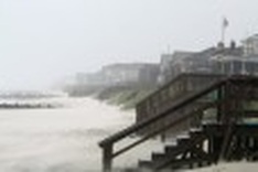 Irene loses some strength off NC, still dangerous