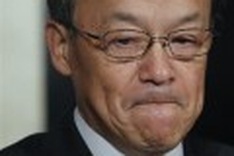 Japan police move on Olympus as investors demand clean-out