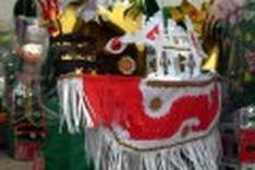 Dong Ho finds a new business