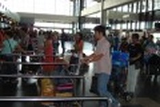 Tet holiday travel out of HCMC proving difficult as airlines are booked