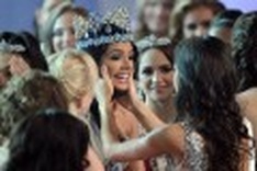 Miss Venezuela wins Miss World crown