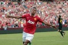 Owen lifts Man United to 2-1 friendly win over Barca