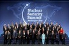 Obama urges leaders to avert nuclear 'catastrophe'