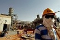 Oil giant Saudi Arabia looks to alternative energy