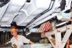 Local car sector in slow lane