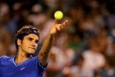 Federer, S.Williams advance at ATP/WTA Cincinnati