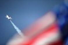 At least 2 dead, dozens hurt at US air show crash